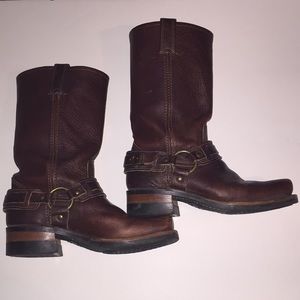 FRYE 77250 Belted Harness Leather Motorcycle Boots